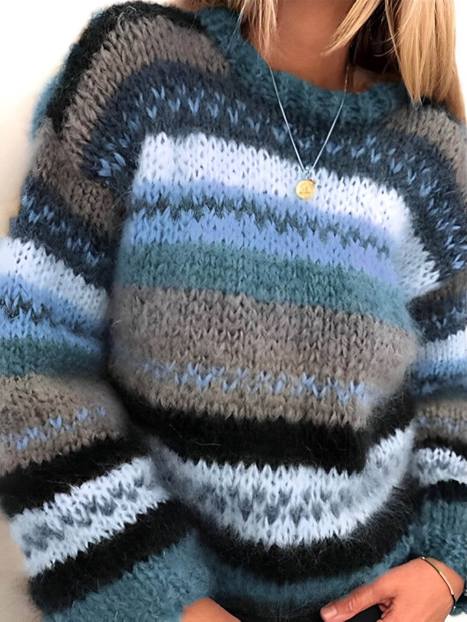 Farah - Langärmeliger Regenbogen-Pullover