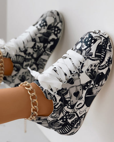 THEDA | Graffiti-inspirierte Sneakers für Damen