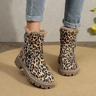 ÉLODIE | Trendige Leopardenstiefel für ein statementstarkes Outfit