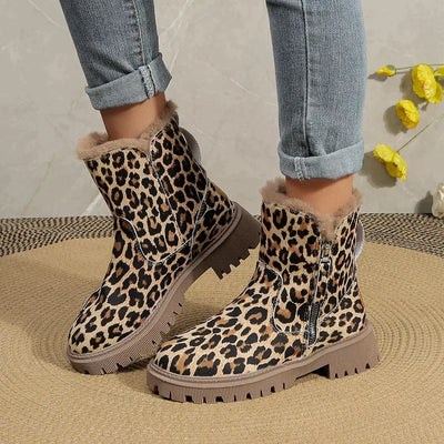 ÉLODIE | Trendige Leopardenstiefel für ein statementstarkes Outfit