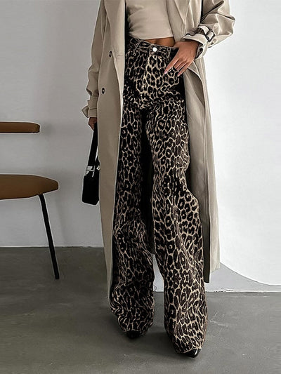 LARA - Schlaghose mit hohem Bund und Animal-Print