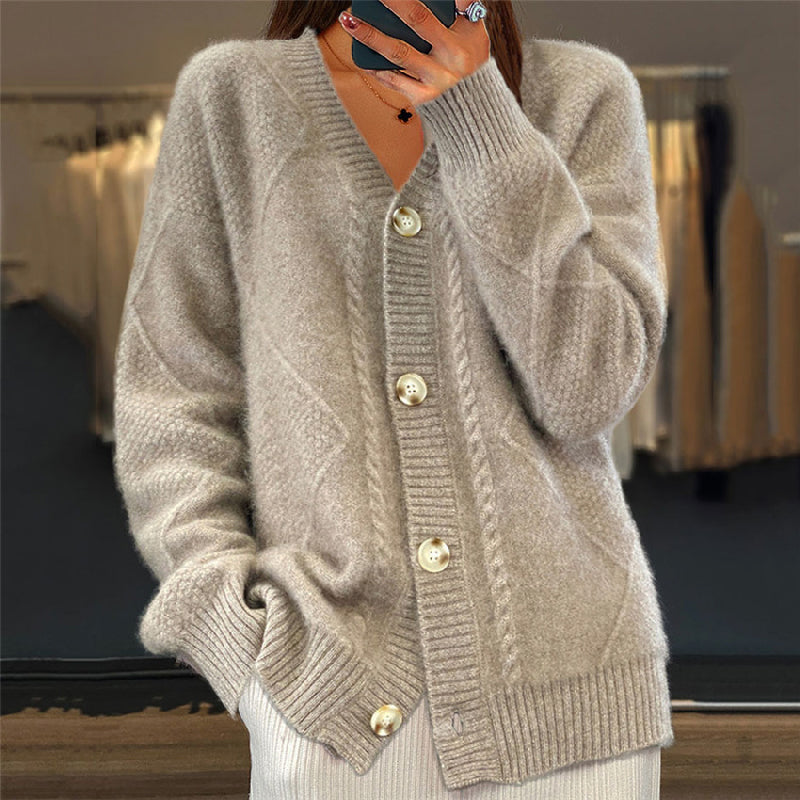 JULIA | Amoretti Joselyn Kuschelstrickjacke